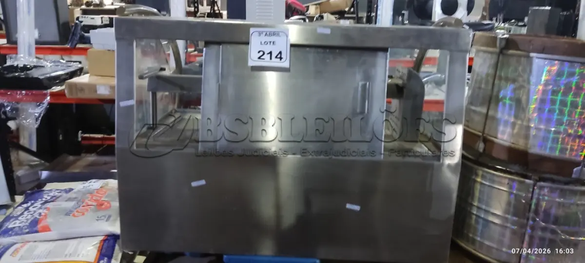 LOTE 214 - 01 ESTUFA DE SALGADOS EM INOX. (NO ESTADO) ATENÇÃO! FAZER A VISITAÇÃO ANTES DE ARREMATAR, NÃO SABEMOS SE FUNCIONA, LEILÃO NÃO TEM GARANTIA E NEM DEVOLUÇÃO, SUJEITO A POSSÍVEIS AVARIAS VISÍVEIS/OCULTAS E/OU AUSÊNCIA DE COMPONENTES.
