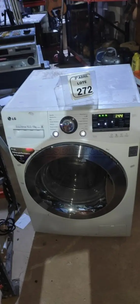 LOTE 272 - 01 MÁQUINA LAVA E SECA 10KG MODELO  DIGITAL INVERTER DIRECT DRIVE 220V MARCA LG. (NO ESTADO) ATENÇÃO! FAZER A VISITAÇÃO ANTES DE ARREMATAR, NÃO SABEMOS SE FUNCIONA, LEILÃO NÃO TEM GARANTIA E NEM DEVOLUÇÃO, SUJEITO A POSSÍVEIS AVARIAS VISÍVEIS/OCULTAS E/OU AUSÊNCIA DE COMPONENTES.