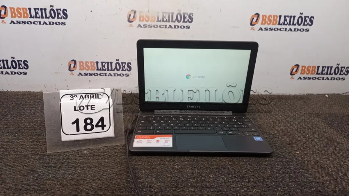 LOTE 184 - 01 CHROMEBOOK 16GB E.MMC MEMORIA 2GB LINHA CONNECT MARCA SAMSUNG SEM FONTE. (NO ESTADO) ATENÇÃO! FAZER A VISITAÇÃO ANTES DE ARREMATAR, NÃO SABEMOS SE FUNCIONA, LEILÃO NÃO TEM GARANTIA E NEM DEVOLUÇÃO, SUJEITO A POSSÍVEIS AVARIAS VISÍVEIS/OCULTAS E/OU AUSÊNCIA DE COMPONENTES.