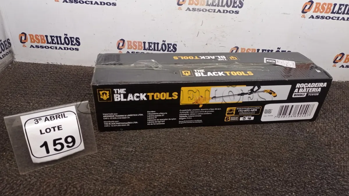 LOTE 159 - 01 ROÇADEIRA A BATERIA BI-VOLT MODELO TCG12B MARCA BLACK TOOLS. (NO ESTADO) ATENÇÃO! FAZER A VISITAÇÃO ANTES DE ARREMATAR, NÃO SABEMOS SE FUNCIONA, LEILÃO NÃO TEM GARANTIA E NEM DEVOLUÇÃO, SUJEITO A POSSÍVEIS AVARIAS VISÍVEIS/OCULTAS E/OU AUSÊNCIA DE COMPONENTES.