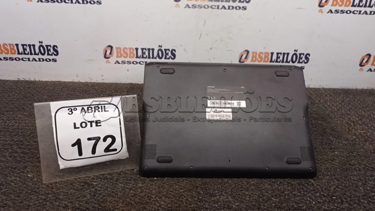 LOTE 172 - 01 CHROMEBOOK 16GB E.MMC MEMORIA 2GB LINHA CONNECT MARCA SAMSUNG SEM FONTE. (NO ESTADO) ATENÇÃO! FAZER A VISITAÇÃO ANTES DE ARREMATAR, NÃO SABEMOS SE FUNCIONA, LEILÃO NÃO TEM GARANTIA E NEM DEVOLUÇÃO, SUJEITO A POSSÍVEIS AVARIAS VISÍVEIS/OCULTAS E/OU AUSÊNCIA DE COMPONENTES.