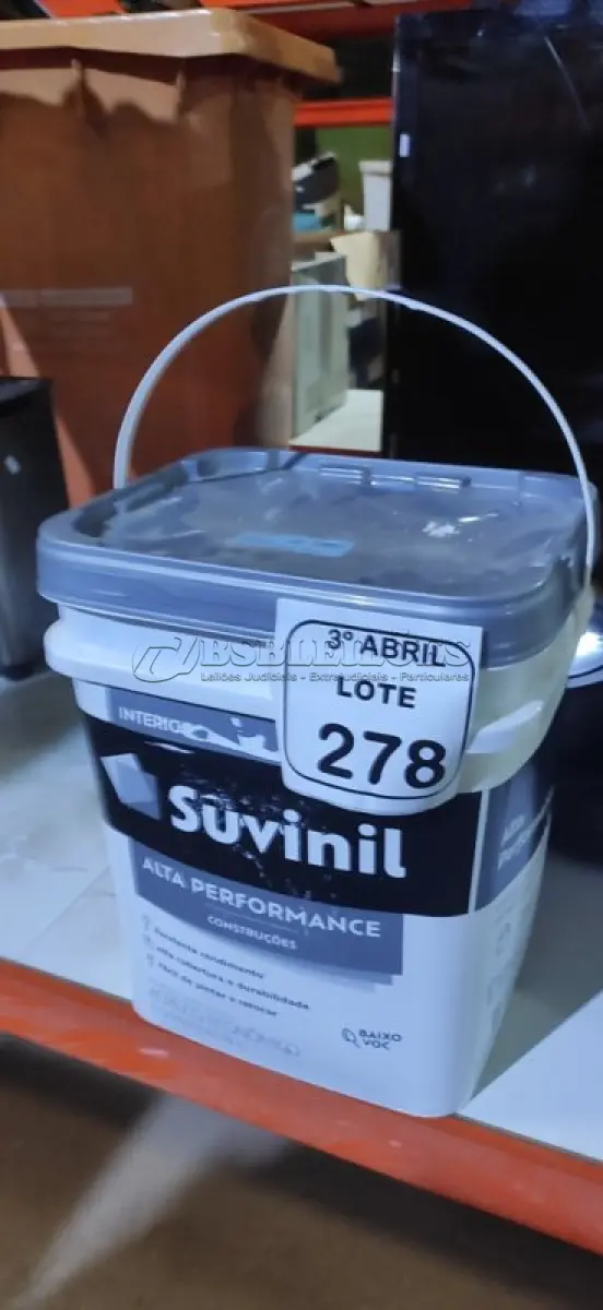 LOTE 278 - 01 BALDE DE TINTA ACRÍLICA INTERIOR DE 18L NA COR FOSCO BRANCO MARCA SUVINIL. (NO ESTADO) ATENÇÃO! FAZER A VISITAÇÃO ANTES DE ARREMATAR, NÃO SABEMOS SE FUNCIONA. LEILÃO NÃO TEM GARANTIA E NEM DEVOLUÇÃO, SUJEITO A POSSÍVEIS AVARIAS VISÍVEIS/OCULTAS E/OU AUSÊNCIA DE COMPONENTES.