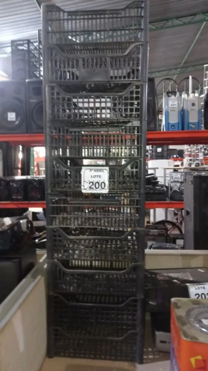 LOTE 200 - 10 CESTAS ORGANIZADORAS. (NO ESTADO) ATENÇÃO! FAZER A VISITAÇÃO ANTES DE ARREMATAR, NÃO SABEMOS SE FUNCIONA, LEILÃO NÃO TEM GARANTIA E NEM DEVOLUÇÃO, SUJEITO A POSSÍVEIS AVARIAS VISÍVEIS/OCULTAS E/OU AUSÊNCIA DE COMPONENTES.