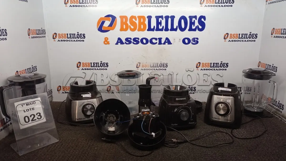 LOTE 023 - 04 LIQUIDIFICADORES DE MODELOS DIVERSOS MARCA MONDIAL. (NO ESTADO) ATENÇÃO! FAZER A VISITAÇÃO ANTES DE ARREMATAR, NÃO SABEMOS SE FUNCIONA, LEILÃO NÃO TEM GARANTIA E NEM DEVOLUÇÃO, SUJEITO A POSSÍVEIS AVARIAS VISÍVEIS/OCULTAS E/OU AUSÊNCIA DE COMPONENTES.