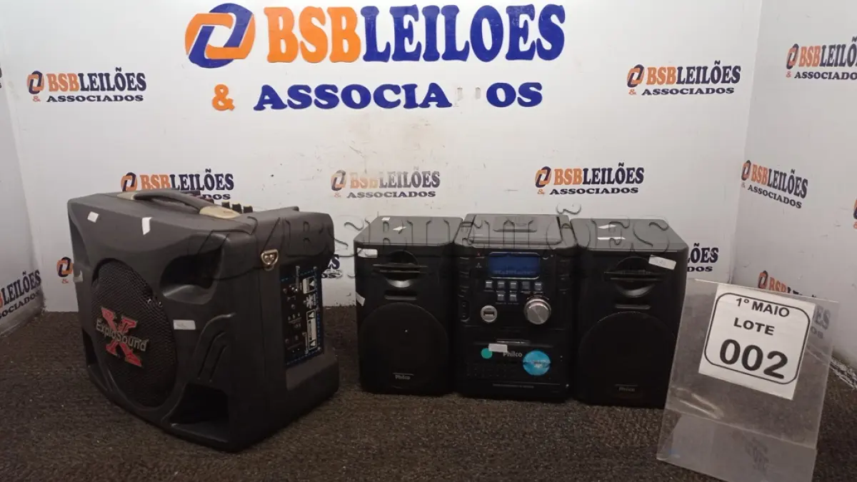 LOTE 002 - 01 MINI SYSTEM COM CAIXA ACOPLADAS MARCA PHILCO E 01 CAIXA DE SOM MODELO EXPLOSOUND. (NO ESTADO) ATENÇÃO! FAZER A VISITAÇÃO ANTES DE ARREMATAR, NÃO SABEMOS SE FUNCIONA, LEILÃO NÃO TEM GARANTIA E NEM DEVOLUÇÃO, SUJEITO A POSSÍVEIS AVARIAS VISÍVEIS/OCULTAS E/OU AUSÊNCIA DE COMPONENTES.