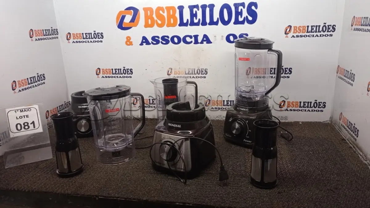 LOTE 081 - 03 LIQUIDIFICADORES 220V MARCA MONDIAL. (NO ESTADO) ATENÇÃO! FAZER A VISITAÇÃO ANTES DE ARREMATAR, NÃO SABEMOS SE FUNCIONA, LEILÃO NÃO TEM GARANTIA E NEM DEVOLUÇÃO, SUJEITO A POSSÍVEIS AVARIAS VISÍVEIS/OCULTAS E/OU AUSÊNCIA DE COMPONENTES.