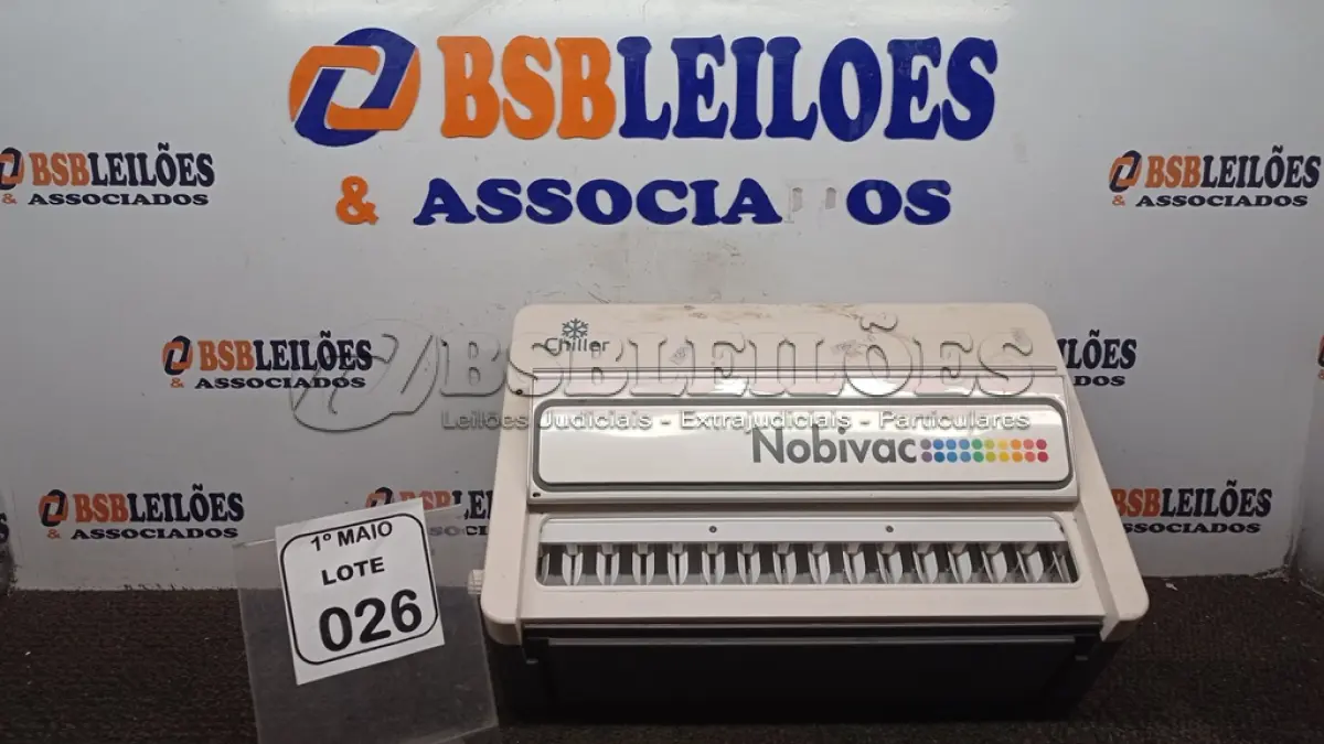 LOTE 026 - 01 COOLER PARA VACINAS VETERINÁRIAS MODELO VC-200 127V MARCA CHILLER UNIT. (NO ESTADO) ATENÇÃO! FAZER A VISITAÇÃO ANTES DE ARREMATAR, NÃO SABEMOS SE FUNCIONA, LEILÃO NÃO TEM GARANTIA E NEM DEVOLUÇÃO, SUJEITO A POSSÍVEIS AVARIAS VISÍVEIS/OCULTAS E/OU AUSÊNCIA DE COMPONENTES.