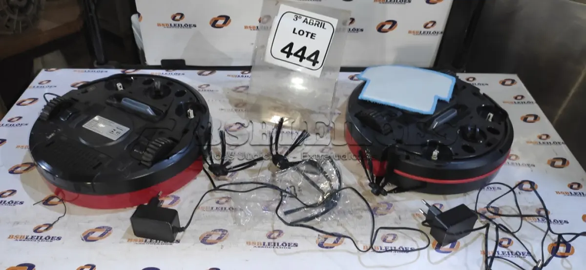 LOTE 444 - 02 ASPIRADORES ROBÔS MARCA MONDIAL. (NO ESTADO) ATENÇÃO! FAZER A VISITAÇÃO ANTES DE ARREMATAR, NÃO SABEMOS SE FUNCIONA, LEILÃO NÃO TEM GARANTIA E NEM DEVOLUÇÃO, SUJEITO A POSSÍVEIS AVARIAS VISÍVEIS/OCULTAS E/OU AUSÊNCIA DE COMPONENTES.