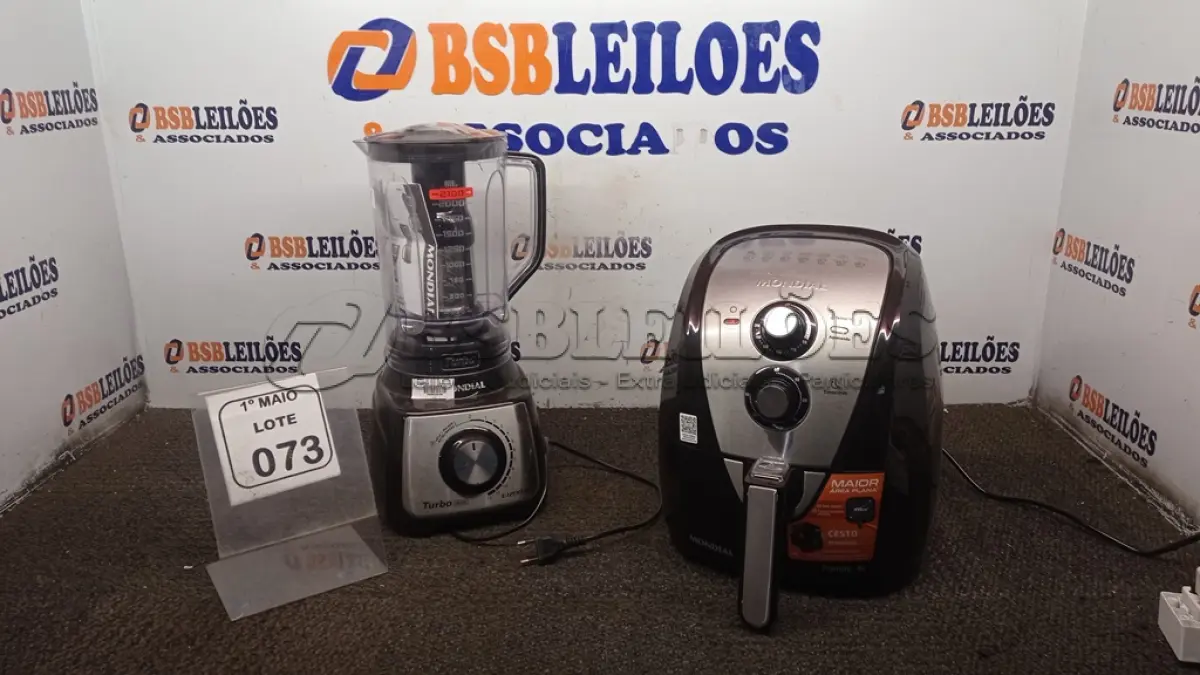 LOTE 073 - 01 AIR FRYER MARCA MONDIAL E 01 LIQUIDIFICADOR 220V MARCA MONDIAL. (NO ESTADO) ATENÇÃO! FAZER A VISITAÇÃO ANTES DE ARREMATAR, NÃO SABEMOS SE FUNCIONA, LEILÃO NÃO TEM GARANTIA E NEM DEVOLUÇÃO, SUJEITO A POSSÍVEIS AVARIAS VISÍVEIS/OCULTAS E/OU AUSÊNCIA DE COMPONENTES.