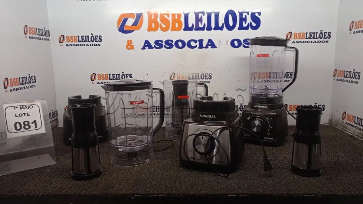 LOTE 081 - 03 LIQUIDIFICADORES 220V MARCA MONDIAL. (NO ESTADO) ATENÇÃO! FAZER A VISITAÇÃO ANTES DE ARREMATAR, NÃO SABEMOS SE FUNCIONA, LEILÃO NÃO TEM GARANTIA E NEM DEVOLUÇÃO, SUJEITO A POSSÍVEIS AVARIAS VISÍVEIS/OCULTAS E/OU AUSÊNCIA DE COMPONENTES.