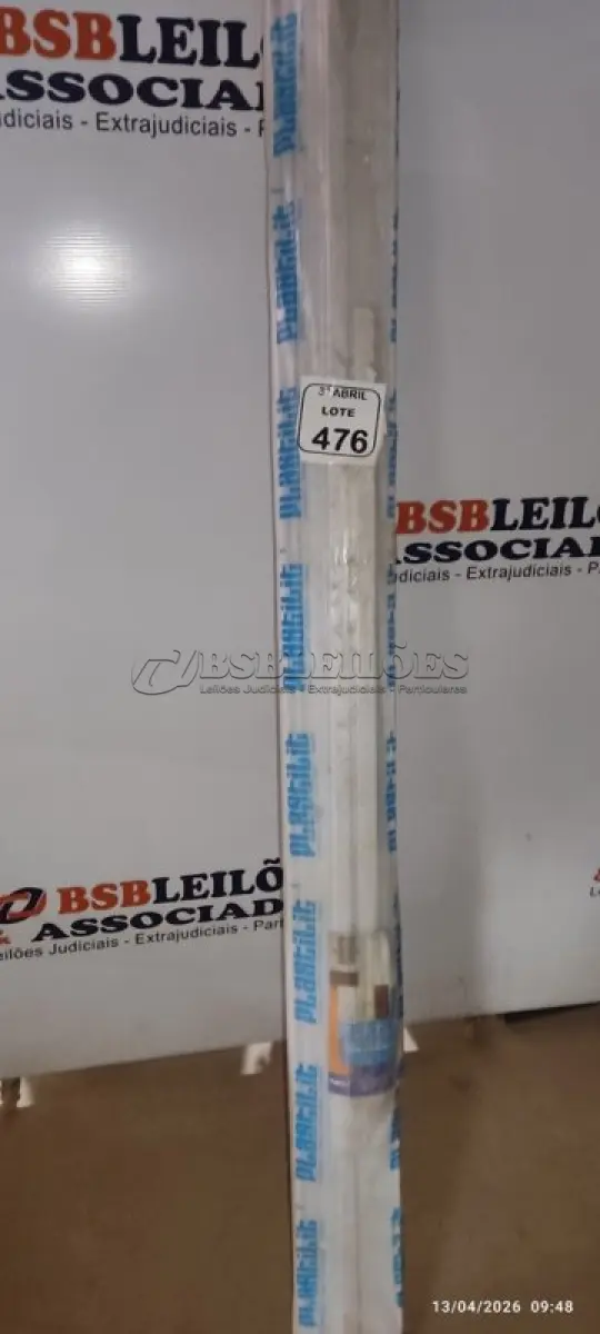LOTE 476 - 01 PORTA SANFONADA. (NO ESTADO) ATENÇÃO! FAZER A VISITAÇÃO ANTES DE ARREMATAR, NÃO SABEMOS SE FUNCIONA, LEILÃO NÃO TEM GARANTIA E NEM DEVOLUÇÃO, SUJEITO A POSSÍVEIS AVARIAS VISÍVEIS/OCULTAS E/OU AUSÊNCIA DE COMPONENTES.