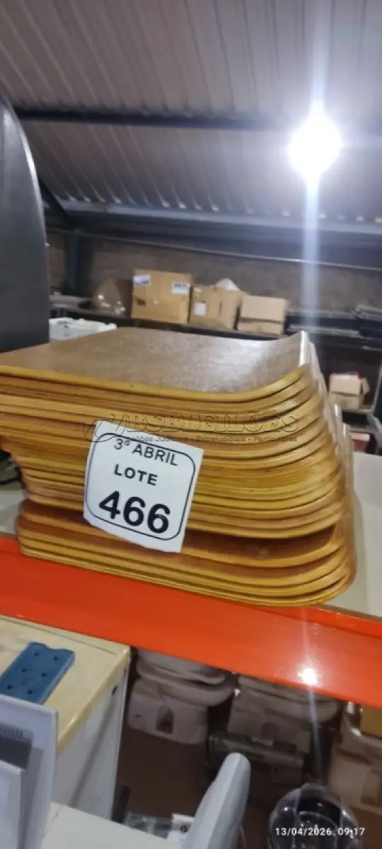 LOTE 466 - 20 PLACAS DE MADEIRA. (NO ESTADO) ATENÇÃO! FAZER A VISITAÇÃO ANTES DE ARREMATAR, NÃO SABEMOS SE FUNCIONA, LEILÃO NÃO TEM GARANTIA E NEM DEVOLUÇÃO, SUJEITO A POSSÍVEIS AVARIAS VISÍVEIS/OCULTAS E/OU AUSÊNCIA DE COMPONENTES.