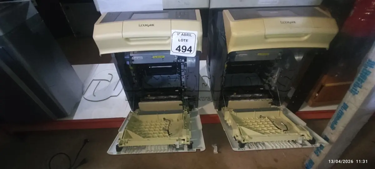 LOTE 494 - 02 IMPRESSORAS MULTIFUNCIONAIS MODELO X748DE MARCA LEXMARK. (NO ESTADO) ATENÇÃO! FAZER A VISITAÇÃO ANTES DE ARREMATAR, NÃO SABEMOS SE FUNCIONA, LEILÃO NÃO TEM GARANTIA E NEM DEVOLUÇÃO, SUJEITO A POSSÍVEIS AVARIAS VISÍVEIS/OCULTAS E/OU AUSÊNCIA DE COMPONENTES.
