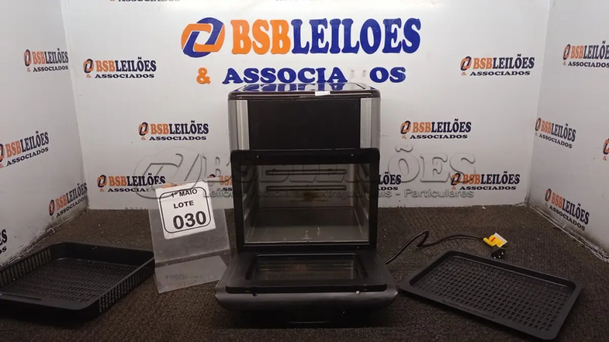 LOTE 030 - 01 AIR FRYER/FORNO 12L 220V MARCA MONDIAL. (NO ESTADO) ATENÇÃO! FAZER A VISITAÇÃO ANTES DE ARREMATAR, NÃO SABEMOS SE FUNCIONA, LEILÃO NÃO TEM GARANTIA E NEM DEVOLUÇÃO, SUJEITO A POSSÍVEIS AVARIAS VISÍVEIS/OCULTAS E/OU AUSÊNCIA DE COMPONENTES.