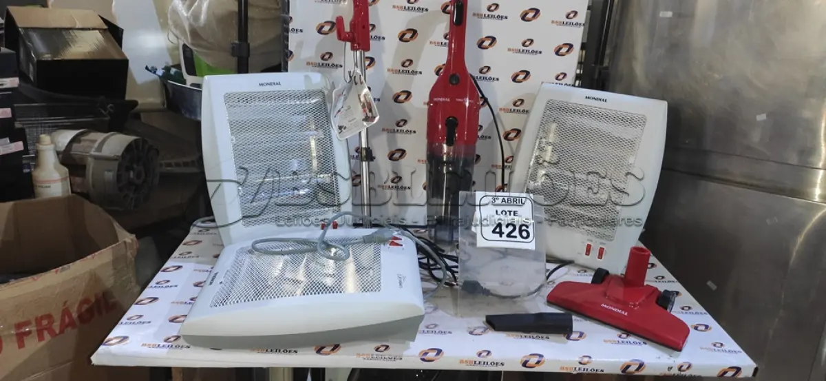 LOTE 426 - 03 AQUECEDORES MARCA MONDIAL E 01 ASPIRADOR DE PO MARCA MONDIAL. (NO ESTADO) ATENÇÃO! FAZER A VISITAÇÃO ANTES DE ARREMATAR, NÃO SABEMOS SE FUNCIONA, LEILÃO NÃO TEM GARANTIA E NEM DEVOLUÇÃO, SUJEITO A POSSÍVEIS AVARIAS VISÍVEIS/OCULTAS E/OU AUSÊNCIA DE COMPONENTES.