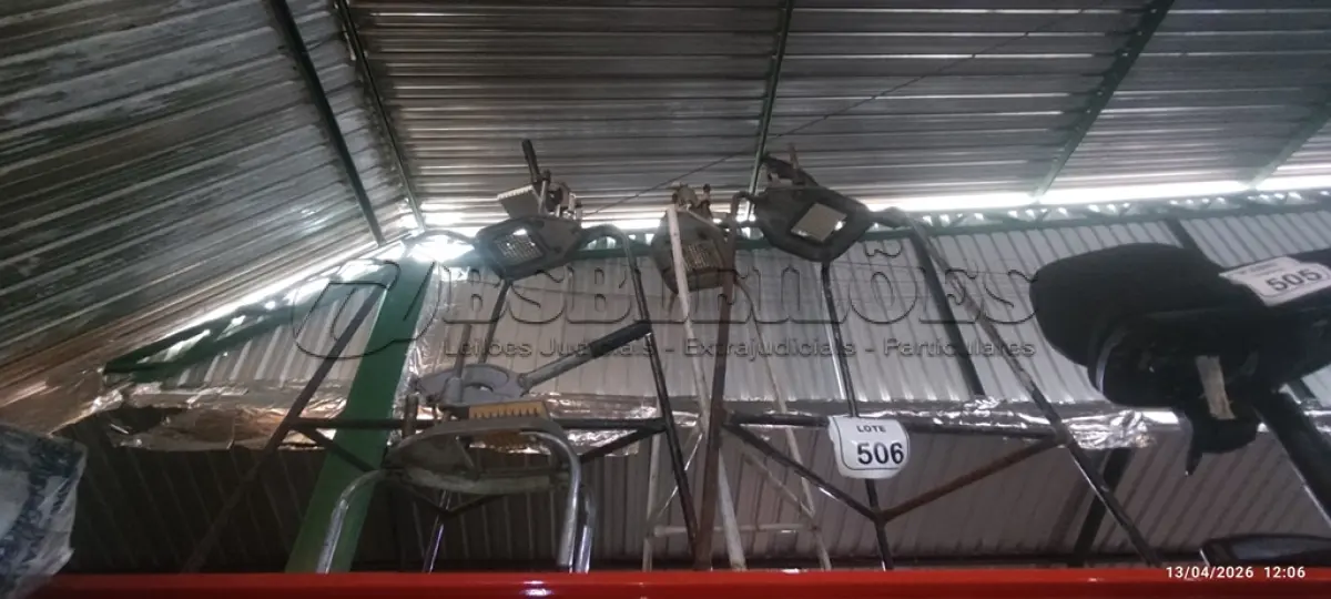 LOTE 506 - 04 CORTADORES DE LEGUMES MANUAL. (NO ESTADO) ATENÇÃO! FAZER A VISITAÇÃO ANTES DE ARREMATAR, NÃO SABEMOS SE FUNCIONA, LEILÃO NÃO TEM GARANTIA E NEM DEVOLUÇÃO, SUJEITO A POSSÍVEIS AVARIAS VISÍVEIS/OCULTAS E/OU AUSÊNCIA DE COMPONENTES.