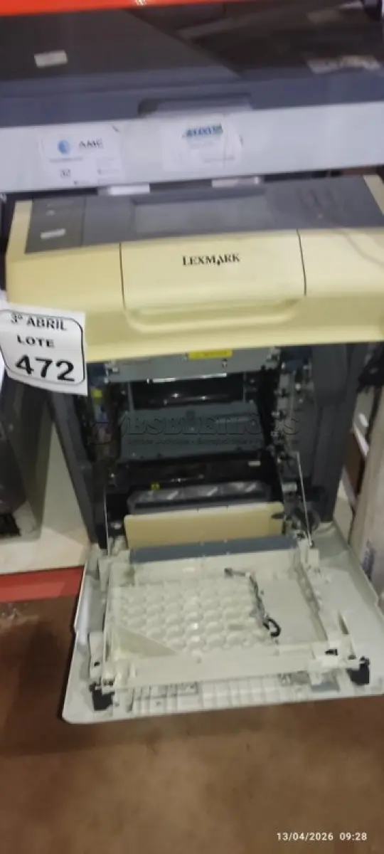 LOTE 472 - 01 IMPRESSORA MODELO X748DE MARCA LEXMARK. (NO ESTADO) ATENÇÃO! FAZER A VISITAÇÃO ANTES DE ARREMATAR, NÃO SABEMOS SE FUNCIONA, LEILÃO NÃO TEM GARANTIA E NEM DEVOLUÇÃO, SUJEITO A POSSÍVEIS AVARIAS VISÍVEIS/OCULTAS E/OU AUSÊNCIA DE COMPONENTES.