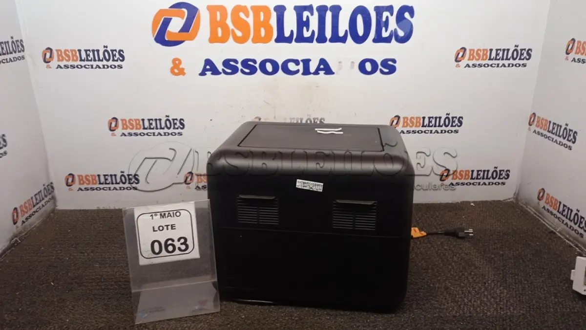 LOTE 063 - 01 DUAL AIR FRYER 220V MARCA MONDIAL. (NO ESTADO) ATENÇÃO! FAZER A VISITAÇÃO ANTES DE ARREMATAR, NÃO SABEMOS SE FUNCIONA, LEILÃO NÃO TEM GARANTIA E NEM DEVOLUÇÃO, SUJEITO A POSSÍVEIS AVARIAS VISÍVEIS/OCULTAS E/OU AUSÊNCIA DE COMPONENTES.