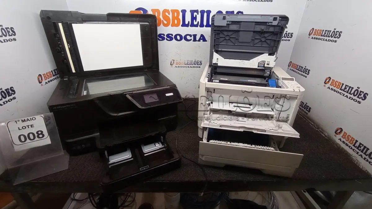 LOTE 008 - 01 IMPRESSORA MULTIFUNCIONAL MODELO OFFICEJET PRO 8600 MARCA HP E 01 IMPRESSORA MODELO ES5112 MARCA OKI. (NO ESTADO) ATENÇÃO! FAZER A VISITAÇÃO ANTES DE ARREMATAR, NÃO SABEMOS SE FUNCIONA, LEILÃO NÃO TEM GARANTIA E NEM DEVOLUÇÃO, SUJEITO A POSSÍVEIS AVARIAS VISÍVEIS/OCULTAS E/OU AUSÊNCIA DE COMPONENTES.