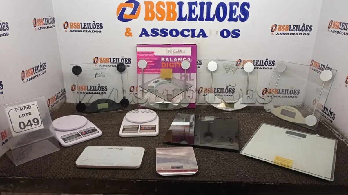 LOTE 049 - 09 BALANÇAS DE MARCAS E MODELOS DIVERSOS. (NO ESTADO) ATENÇÃO! FAZER A VISITAÇÃO ANTES DE ARREMATAR, NÃO SABEMOS SE FUNCIONA, LEILÃO NÃO TEM GARANTIA E NEM DEVOLUÇÃO, SUJEITO A POSSÍVEIS AVARIAS VISÍVEIS/OCULTAS E/OU AUSÊNCIA DE COMPONENTES.