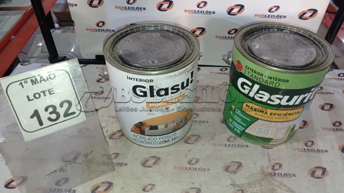 LOTE 132 - 01 LATA DE TINTA ACRÍLICA STANDARD FOSCO 3,6L INTERIOR/EXTERIOR MARCA GLASURIT E 01 LATA DE TINTA ACRÍLICA FOSCO CAMURÇA 3,6L INTERIOR/EXTERIOR MARCA GLASURIT. (NO ESTADO) ATENÇÃO! FAZER A VISITAÇÃO ANTES DE ARREMATAR, NÃO SABEMOS SE FUNCIONA, LEILÃO NÃO TEM GARANTIA E NEM DEVOLUÇÃO, SUJEITO A POSSÍVEIS AVARIAS VISÍVEIS/OCULTAS E/OU AUSÊNCIA DE COMPONENTES.