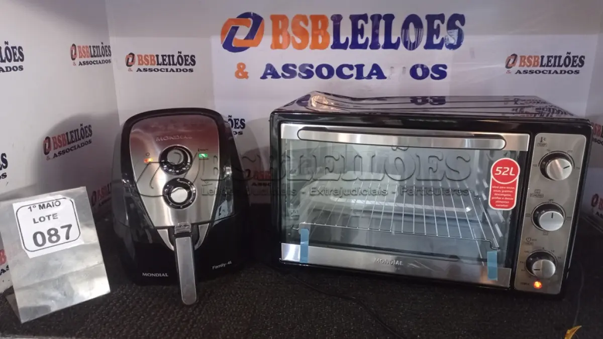 LOTE 087 - 01 FORNO ELÉTRICO MODELO GRAND FAMILY II 52L MARCA MONDIAL E 01 AIR FRYER 4L 220V MARCA MONDIAL. (NO ESTADO) ATENÇÃO! FAZER A VISITAÇÃO ANTES DE ARREMATAR, NÃO SABEMOS SE FUNCIONA, LEILÃO NÃO TEM GARANTIA E NEM DEVOLUÇÃO, SUJEITO A POSSÍVEIS AVARIAS VISÍVEIS/OCULTAS E/OU AUSÊNCIA DE COMPONENTES.