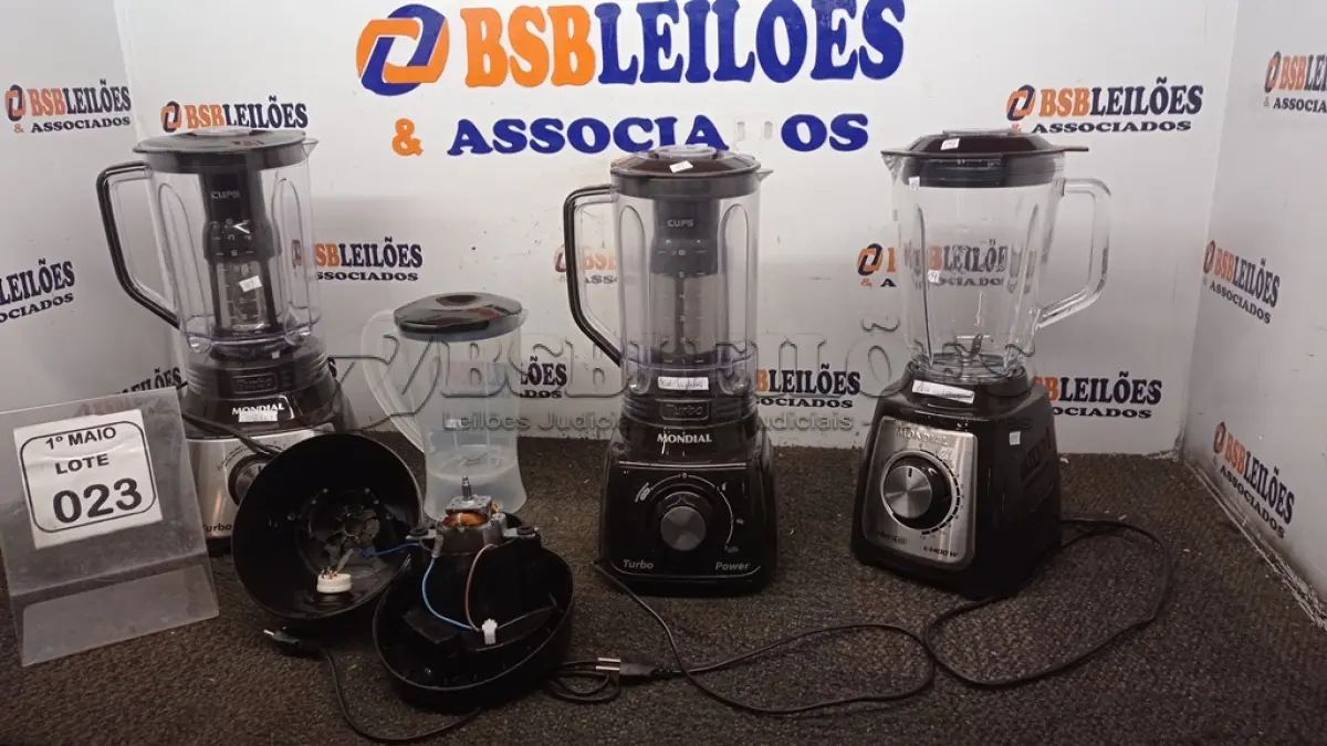 LOTE 023 - 04 LIQUIDIFICADORES DE MODELOS DIVERSOS MARCA MONDIAL. (NO ESTADO) ATENÇÃO! FAZER A VISITAÇÃO ANTES DE ARREMATAR, NÃO SABEMOS SE FUNCIONA, LEILÃO NÃO TEM GARANTIA E NEM DEVOLUÇÃO, SUJEITO A POSSÍVEIS AVARIAS VISÍVEIS/OCULTAS E/OU AUSÊNCIA DE COMPONENTES.