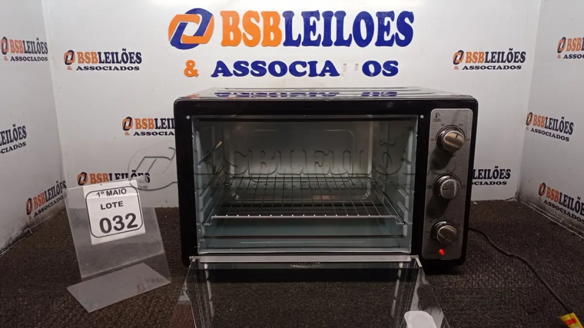 LOTE 032 - 01 FORNO ELÉTRICO MODELO GRAND FAMILY II 52L MARCA MONDIAL. (NO ESTADO) ATENÇÃO! FAZER A VISITAÇÃO ANTES DE ARREMATAR, NÃO SABEMOS SE FUNCIONA, LEILÃO NÃO TEM GARANTIA E NEM DEVOLUÇÃO, SUJEITO A POSSÍVEIS AVARIAS VISÍVEIS/OCULTAS E/OU AUSÊNCIA DE COMPONENTES.