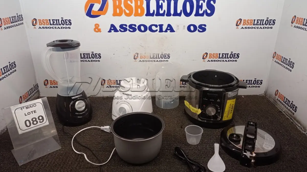 LOTE 089 - 01 PANELA ELÉTRICA E 02 LIQUIDIFICADORES MARCA MONDIAL. (NO ESTADO) ATENÇÃO! FAZER A VISITAÇÃO ANTES DE ARREMATAR, NÃO SABEMOS SE FUNCIONA, LEILÃO NÃO TEM GARANTIA E NEM DEVOLUÇÃO, SUJEITO A POSSÍVEIS AVARIAS VISÍVEIS/OCULTAS E/OU AUSÊNCIA DE COMPONENTES.