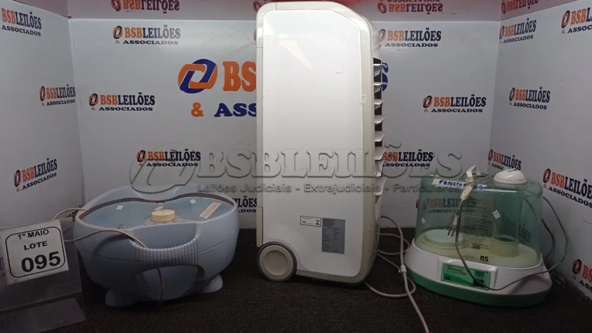 LOTE 095 - 01 HUMIDIFICADOR 220V MARCA ELECTROLUX, 01 UMIDIFICADOR E 01 MÁQUINA PARA MASSAGEAR PÉS. (NO ESTADO) ATENÇÃO! FAZER A VISITAÇÃO ANTES DE ARREMATAR, NÃO SABEMOS SE FUNCIONA, LEILÃO NÃO TEM GARANTIA E NEM DEVOLUÇÃO, SUJEITO A POSSÍVEIS AVARIAS VISÍVEIS/OCULTAS E/OU AUSÊNCIA DE COMPONENTES.