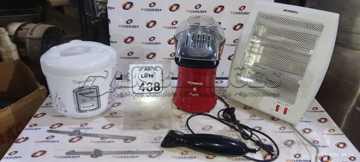 LOTE 468 - 01 PIPOQUEIRA MARCA MONDIAL 01 PANELA ELÉTRICA E 01 AQUECEDOR MARCA MONDIAL. (NO ESTADO) ATENÇÃO! FAZER A VISITAÇÃO ANTES DE ARREMATAR, NÃO SABEMOS SE FUNCIONA, LEILÃO NÃO TEM GARANTIA E NEM DEVOLUÇÃO, SUJEITO A POSSÍVEIS AVARIAS VISÍVEIS/OCULTAS E/OU AUSÊNCIA DE COMPONENTES.