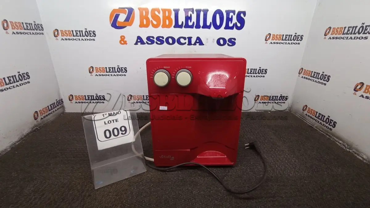 LOTE 009 - 01 PURIFICADOR DE ÁGUA MARCA SOFT. (NO ESTADO) ATENÇÃO! FAZER A VISITAÇÃO ANTES DE ARREMATAR, NÃO SABEMOS SE FUNCIONA, LEILÃO NÃO TEM GARANTIA E NEM DEVOLUÇÃO, SUJEITO A POSSÍVEIS AVARIAS VISÍVEIS/OCULTAS E/OU AUSÊNCIA DE COMPONENTES.