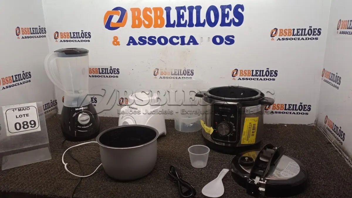 LOTE 089 - 01 PANELA ELÉTRICA E 02 LIQUIDIFICADORES MARCA MONDIAL. (NO ESTADO) ATENÇÃO! FAZER A VISITAÇÃO ANTES DE ARREMATAR, NÃO SABEMOS SE FUNCIONA, LEILÃO NÃO TEM GARANTIA E NEM DEVOLUÇÃO, SUJEITO A POSSÍVEIS AVARIAS VISÍVEIS/OCULTAS E/OU AUSÊNCIA DE COMPONENTES.