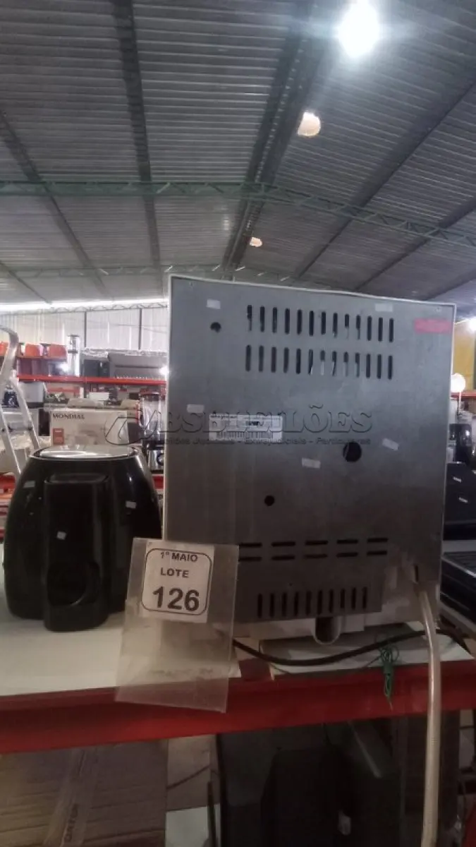 LOTE 126 - 01 LAVA LOUÇAS 220V MARCA BRASTEMP E 01 AIR FRYER 220V MARCA PHILIPS (NO ESTADO) ATENÇÃO! FAZER A VISITAÇÃO ANTES DE ARREMATAR, NÃO SABEMOS SE FUNCIONA, LEILÃO NÃO TEM GARANTIA E NEM DEVOLUÇÃO, SUJEITO A POSSÍVEIS AVARIAS VISÍVEIS/OCULTAS E/OU AUSÊNCIA DE COMPONENTES.