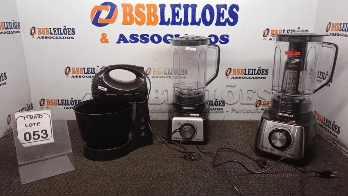 LOTE 053 - 01 BATEDEIRA 02 LIQUIDIFICADORES MARCA MONDIAL. (NO ESTADO) ATENÇÃO! FAZER A VISITAÇÃO ANTES DE ARREMATAR, NÃO SABEMOS SE FUNCIONA, LEILÃO NÃO TEM GARANTIA E NEM DEVOLUÇÃO, SUJEITO A POSSÍVEIS AVARIAS VISÍVEIS/OCULTAS E/OU AUSÊNCIA DE COMPONENTES.