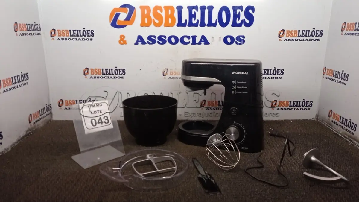 LOTE 043 - 01 BATEDEIRA PLANETÁRIA MARCA MONDIAL. (NO ESTADO) ATENÇÃO! FAZER A VISITAÇÃO ANTES DE ARREMATAR, NÃO SABEMOS SE FUNCIONA, LEILÃO NÃO TEM GARANTIA E NEM DEVOLUÇÃO, SUJEITO A POSSÍVEIS AVARIAS VISÍVEIS/OCULTAS E/OU AUSÊNCIA DE COMPONENTES.