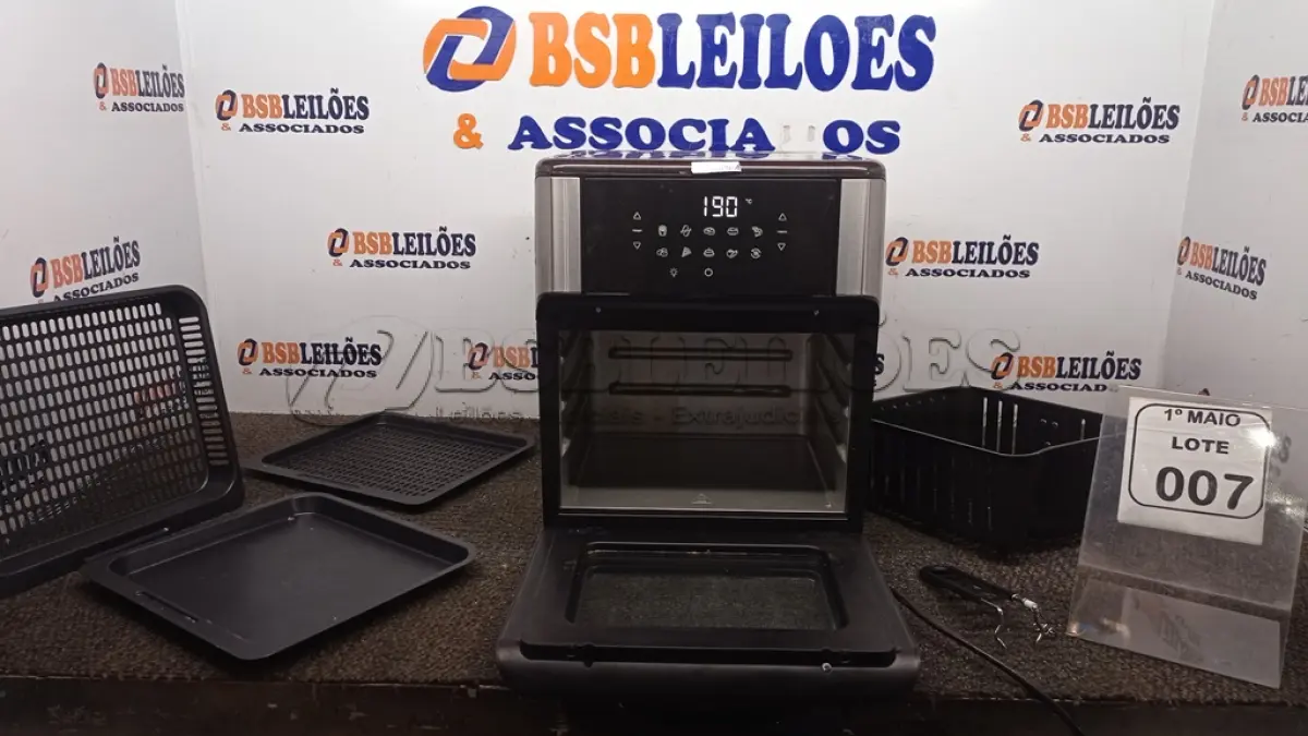 LOTE 007 - 01 AIR FRYER/FORNO 12L 220V MARCA MONDIAL. (NO ESTADO) ATENÇÃO! FAZER A VISITAÇÃO ANTES DE ARREMATAR, NÃO SABEMOS SE FUNCIONA, LEILÃO NÃO TEM GARANTIA E NEM DEVOLUÇÃO, SUJEITO A POSSÍVEIS AVARIAS VISÍVEIS/OCULTAS E/OU AUSÊNCIA DE COMPONENTES.