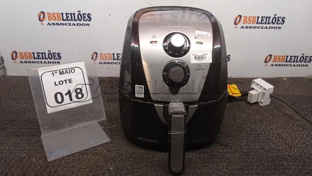 LOTE 018 - 01 AIR FRYER 4L 220V MARCA MONDIAL. (NO ESTADO) ATENÇÃO! FAZER A VISITAÇÃO ANTES DE ARREMATAR, NÃO SABEMOS SE FUNCIONA, LEILÃO NÃO TEM GARANTIA E NEM DEVOLUÇÃO, SUJEITO A POSSÍVEIS AVARIAS VISÍVEIS/OCULTAS E/OU AUSÊNCIA DE COMPONENTES.