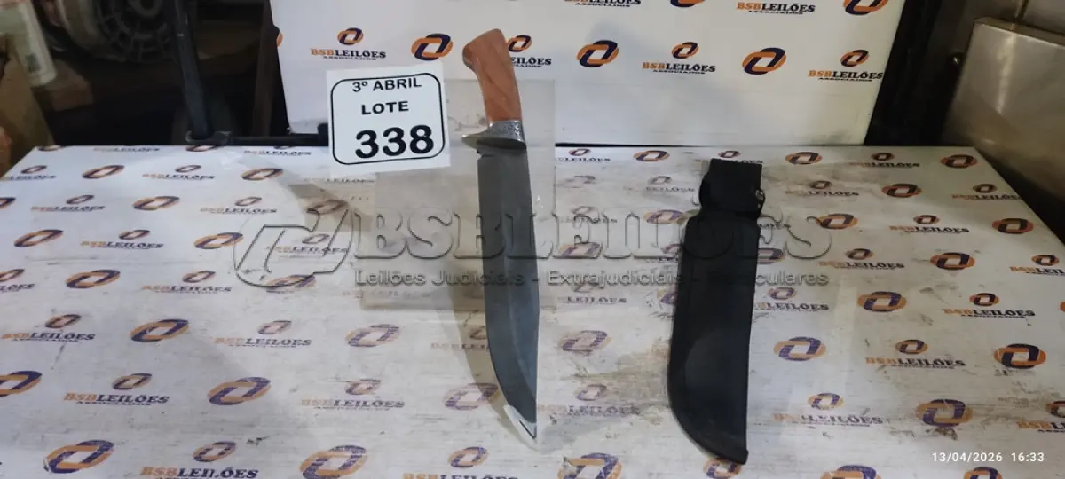 LOTE 338 - 01 FACA PARA CHURRASCO AÇO INOX 39 CM CABO MADEIRA. (NO ESTADO) ATENÇÃO! FAZER A VISITAÇÃO ANTES DE ARREMATAR, NÃO SABEMOS SE FUNCIONA, LEILÃO NÃO TEM GARANTIA E NEM DEVOLUÇÃO, SUJEITO A POSSÍVEIS AVARIAS VISÍVEIS/OCULTAS E/OU AUSÊNCIA DE COMPONENTES.
