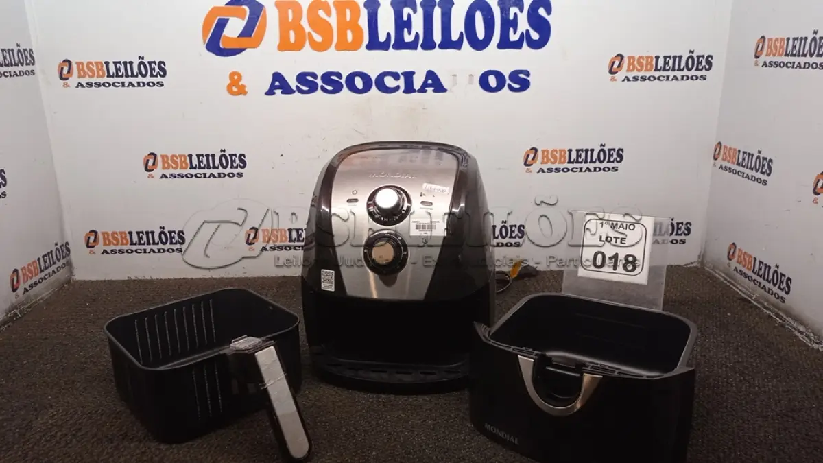 LOTE 018 - 01 AIR FRYER 4L 220V MARCA MONDIAL. (NO ESTADO) ATENÇÃO! FAZER A VISITAÇÃO ANTES DE ARREMATAR, NÃO SABEMOS SE FUNCIONA, LEILÃO NÃO TEM GARANTIA E NEM DEVOLUÇÃO, SUJEITO A POSSÍVEIS AVARIAS VISÍVEIS/OCULTAS E/OU AUSÊNCIA DE COMPONENTES.