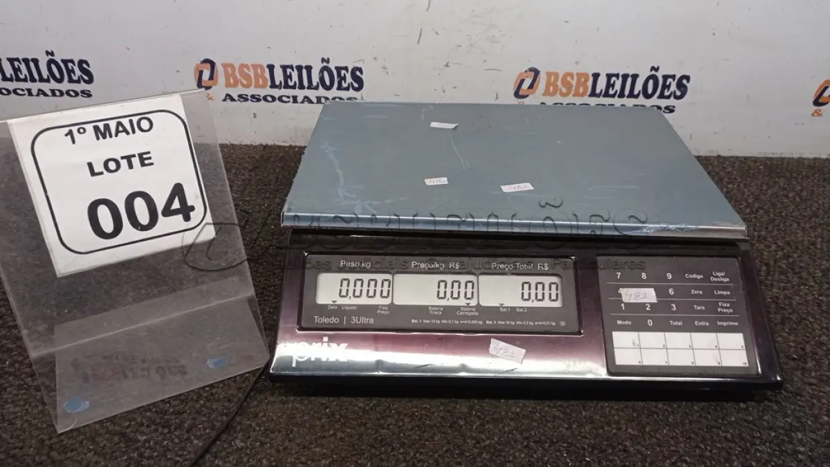 LOTE 004 - 01 BALANÇA DIGITAL MARCA PRIX. (NO ESTADO) ATENÇÃO! FAZER A VISITAÇÃO ANTES DE ARREMATAR, NÃO SABEMOS SE FUNCIONA, LEILÃO NÃO TEM GARANTIA E NEM DEVOLUÇÃO, SUJEITO A POSSÍVEIS AVARIAS VISÍVEIS/OCULTAS E/OU AUSÊNCIA DE COMPONENTES.