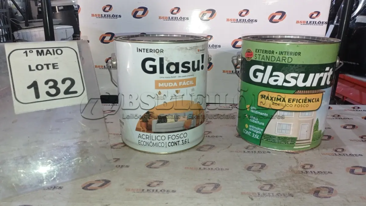 LOTE 132 - 01 LATA DE TINTA ACRÍLICA STANDARD FOSCO 3,6L INTERIOR/EXTERIOR MARCA GLASURIT E 01 LATA DE TINTA ACRÍLICA FOSCO CAMURÇA 3,6L INTERIOR/EXTERIOR MARCA GLASURIT. (NO ESTADO) ATENÇÃO! FAZER A VISITAÇÃO ANTES DE ARREMATAR, NÃO SABEMOS SE FUNCIONA, LEILÃO NÃO TEM GARANTIA E NEM DEVOLUÇÃO, SUJEITO A POSSÍVEIS AVARIAS VISÍVEIS/OCULTAS E/OU AUSÊNCIA DE COMPONENTES.
