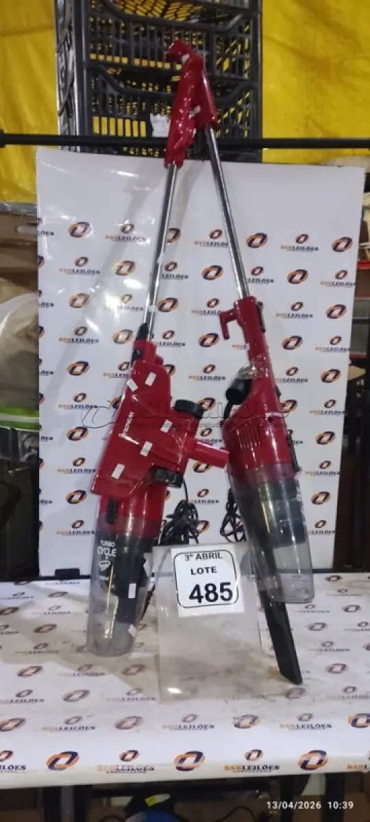 LOTE 485 - 02 ASPIRADORES DE PÓ 220V MARCA MONDIAL. (NO ESTADO) ATENÇÃO! FAZER A VISITAÇÃO ANTES DE ARREMATAR, NÃO SABEMOS SE FUNCIONA, LEILÃO NÃO TEM GARANTIA E NEM DEVOLUÇÃO, SUJEITO A POSSÍVEIS AVARIAS VISÍVEIS/OCULTAS E/OU AUSÊNCIA DE COMPONENTES.