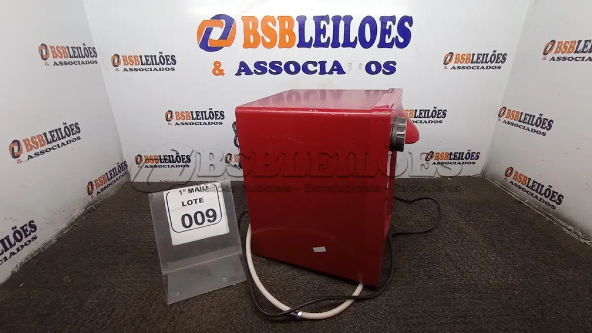 LOTE 009 - 01 PURIFICADOR DE ÁGUA MARCA SOFT. (NO ESTADO) ATENÇÃO! FAZER A VISITAÇÃO ANTES DE ARREMATAR, NÃO SABEMOS SE FUNCIONA, LEILÃO NÃO TEM GARANTIA E NEM DEVOLUÇÃO, SUJEITO A POSSÍVEIS AVARIAS VISÍVEIS/OCULTAS E/OU AUSÊNCIA DE COMPONENTES.