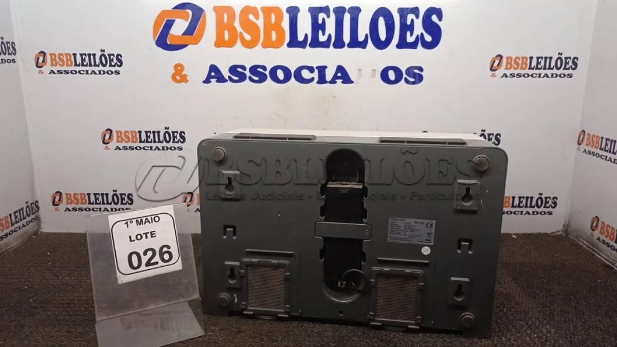 LOTE 026 - 01 COOLER PARA VACINAS VETERINÁRIAS MODELO VC-200 127V MARCA CHILLER UNIT. (NO ESTADO) ATENÇÃO! FAZER A VISITAÇÃO ANTES DE ARREMATAR, NÃO SABEMOS SE FUNCIONA, LEILÃO NÃO TEM GARANTIA E NEM DEVOLUÇÃO, SUJEITO A POSSÍVEIS AVARIAS VISÍVEIS/OCULTAS E/OU AUSÊNCIA DE COMPONENTES.