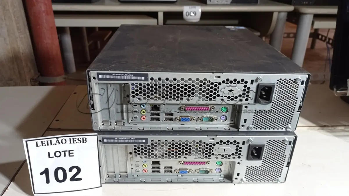 LOTE 102 - 02 CPUS LENOVO. (NO ESTADO) ATENÇÃO! FAZER A VISITAÇÃO ANTES DE ARREMATAR, NÃO SABEMOS SE FUNCIONA, LEILÃO NÃO TEM GARANTIA E NEM DEVOLUÇÃO, SUJEITO A POSSÍVEIS AVARIAS VISÍVEIS/OCULTAS E/OU AUSÊNCIA DE COMPONENTES.