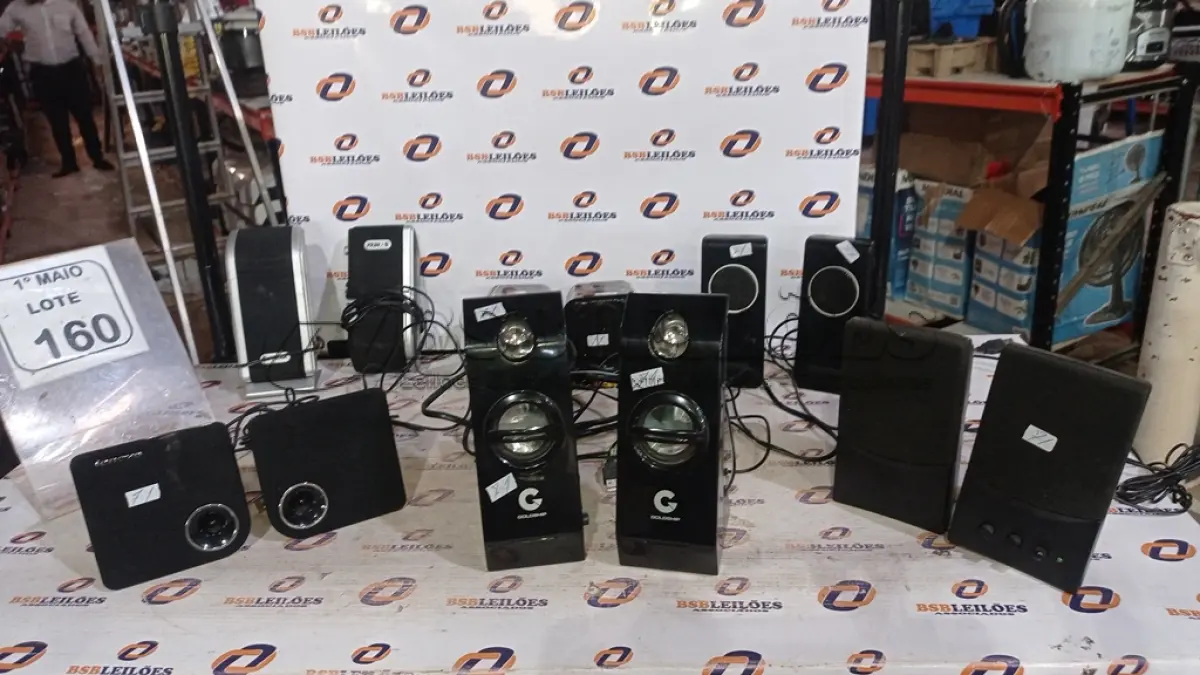 LOTE 160 - 06 PARES DE CAIXINHAS DE SOM PARA PC DE MARCAS E MODELOS DIVERSOS. (NO ESTADO) ATENÇÃO! FAZER A VISITAÇÃO ANTES DE ARREMATAR, NÃO SABEMOS SE FUNCIONA, LEILÃO NÃO TEM GARANTIA E NEM DEVOLUÇÃO, SUJEITO A POSSÍVEIS AVARIAS VISÍVEIS/OCULTAS E/OU AUSÊNCIA DE COMPONENTES.