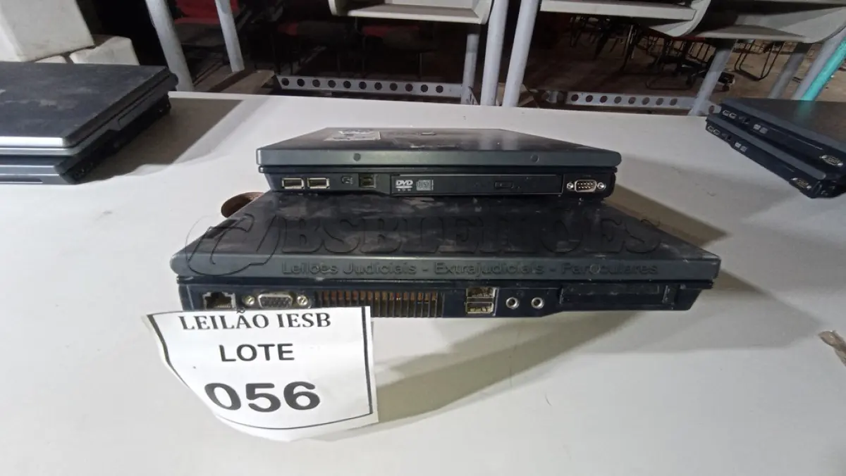 LOTE 056 - 02 NOTEBOOKS HP SEM FONTE. (NO ESTADO) ATENÇÃO! FAZER A VISITAÇÃO ANTES DE ARREMATAR, NÃO SABEMOS SE FUNCIONA, LEILÃO NÃO TEM GARANTIA E NEM DEVOLUÇÃO, SUJEITO A POSSÍVEIS AVARIAS VISÍVEIS/OCULTAS E/OU AUSÊNCIA DE COMPONENTES.