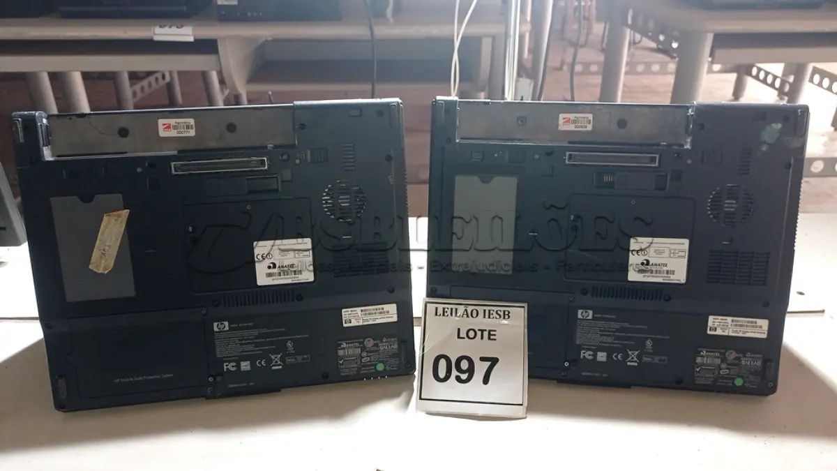 LOTE 097 - 02 NOTEBOOKS HP SEM FONTE. (NO ESTADO) ATENÇÃO! FAZER A VISITAÇÃO ANTES DE ARREMATAR, NÃO SABEMOS SE FUNCIONA, LEILÃO NÃO TEM GARANTIA E NEM DEVOLUÇÃO, SUJEITO A POSSÍVEIS AVARIAS VISÍVEIS/OCULTAS E/OU AUSÊNCIA DE COMPONENTES.