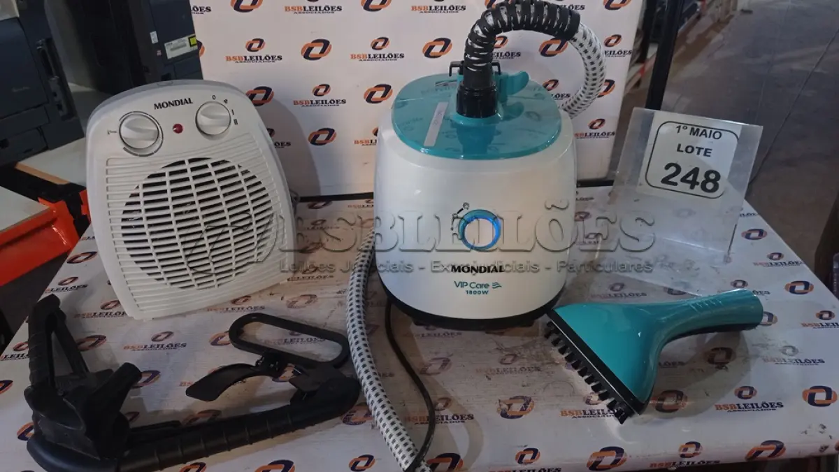 LOTE 248 - 01 AQUECEDOR 220V MARCA MONDIAL E 01 PASSADEIRA A VAPOR. (NO ESTADO) ATENÇÃO! FAZER A VISITAÇÃO ANTES DE ARREMATAR, NÃO SABEMOS SE FUNCIONA, LEILÃO NÃO TEM GARANTIA E NEM DEVOLUÇÃO, SUJEITO A POSSÍVEIS AVARIAS VISÍVEIS/OCULTAS E/OU AUSÊNCIA DE COMPONENTES.